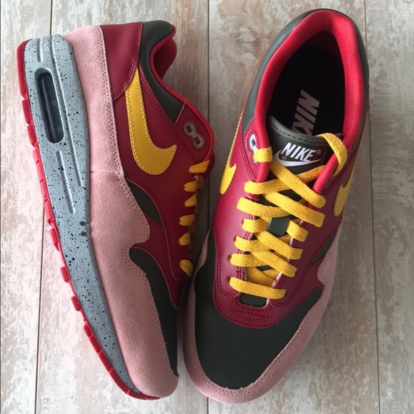 Nike Shoes - Nike ID custom AirMax worn twice no box